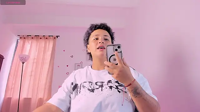 LiaaMoretzz online show from 02/17/26, 07:33