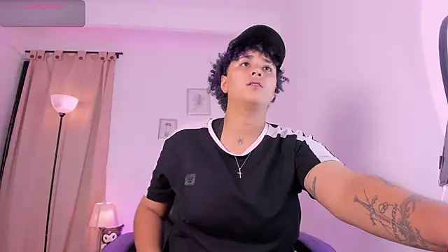 LiaaMoretzz online show from 01/08/26, 12:16