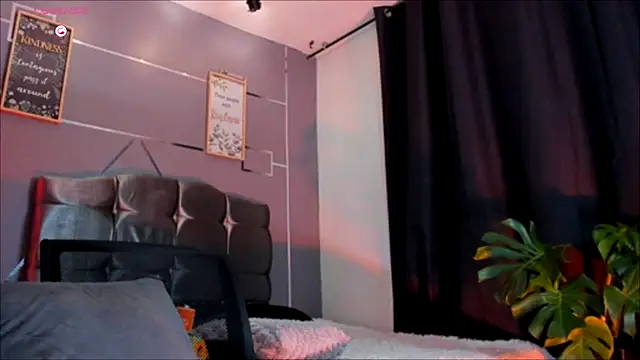 oliver mr  online show from 10/30/25, 09:40