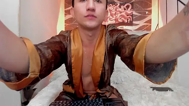 oliver mr  online show from 02/24/26, 08:21