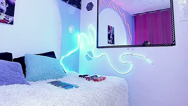 oliver mr  online show from 09/20/25, 03:17
