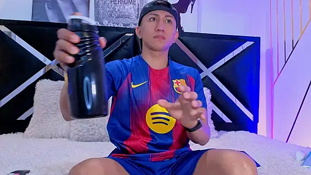 oliver mr  online show from 04/11/26, 08:12