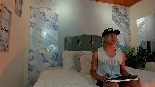 oliver mr  online show from 01/09/26, 08:27