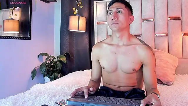 oliver mr  online show from 09/30/25, 08:59