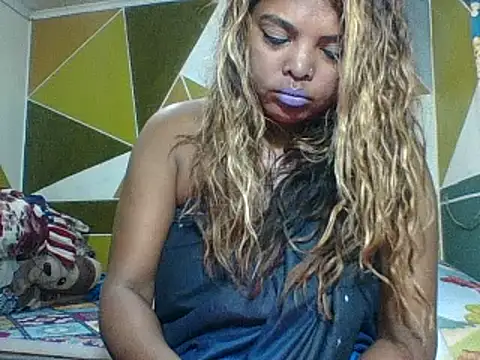 Snapshot of SEXY_METISE chatting on 02/06/25, 07:18 SEXY METISE online show from 02/06/25, 07:18