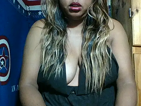 Snapshot of SEXY_METISE chatting on 03/01/26, 01:49 SEXY METISE online show from 03/01/26, 01:49