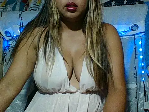 Snapshot of SEXY_METISE chatting on 01/13/26, 11:30 SEXY METISE online show from 01/13/26, 11:30