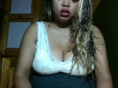 Snapshot of SEXY_METISE chatting on 02/21/26, 01:40 SEXY METISE online show from 02/21/26, 01:40