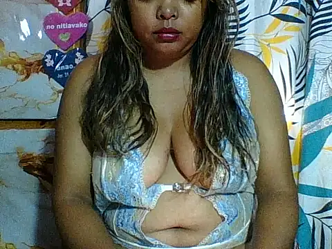 Snapshot of SEXY_METISE chatting on 05/21/26, 04:54 SEXY METISE online show from 05/21/26, 04:54