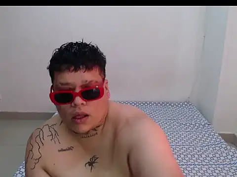 Yulian bigclit7 online show from 12/18/25, 04:11