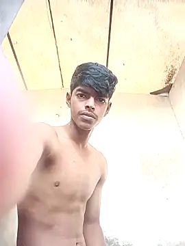 monster 33 online show from 10/20/25, 02:46