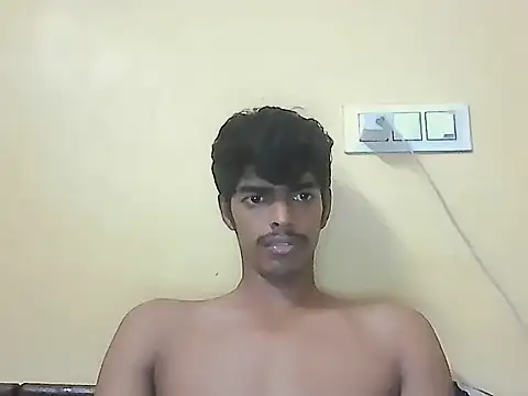 Snapshot of monster_33 chatting on 06/08/26, 01:55 monster 33 online show from 06/08/26, 01:55