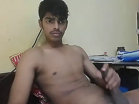 Snapshot of monster_33 chatting on 05/12/26, 01:17 monster 33 online show from 05/12/26, 01:17