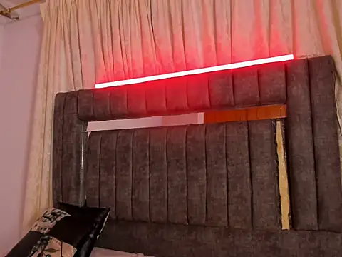 dylan 202520  online show from 10/06/25, 11:44