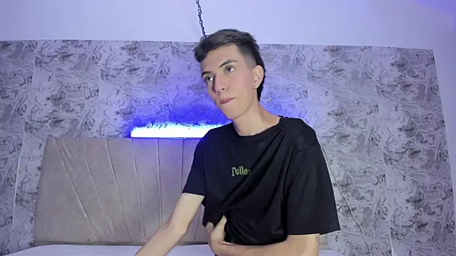 dylan 202520  online show from 09/27/25, 11:38