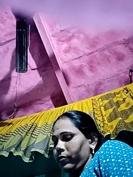 Pooja750 online show from 12/20/25, 03:48