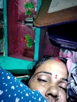 Pooja750 online show from 10/30/25, 08:45