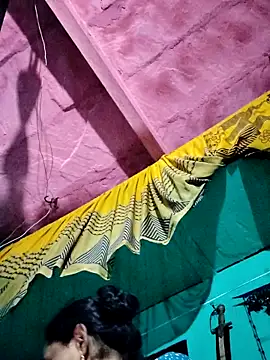 Pooja750 online show from 12/15/25, 05:52