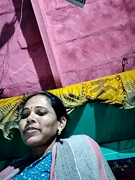 Pooja750 online show from 12/02/25, 12:44