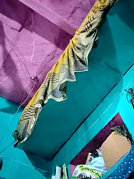 Pooja750 online show from 12/14/25, 08:31