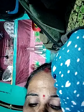 Pooja750 online show from 11/22/25, 05:12