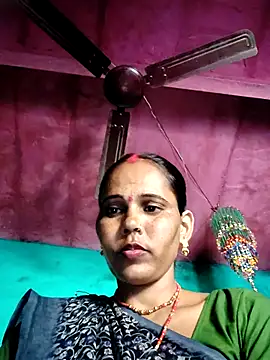 Pooja750 online show from 11/05/25, 06:49