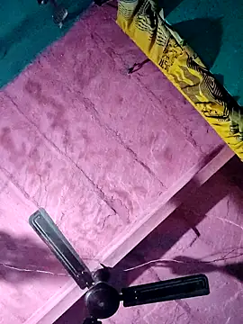 Pooja750 online show from 11/15/25, 01:59