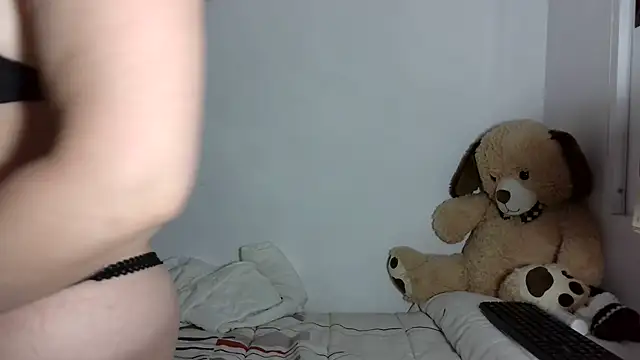 Cuquita83 online show from 12/19/24, 08:56