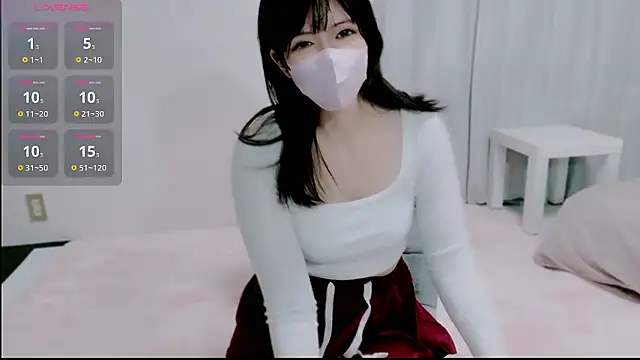 hinachuuu  D online show from 11/04/25, 10:19