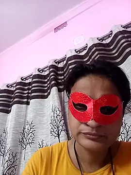 Snapshot of Gullapi chatting on 11/17/25, 02:37 Gullapi online show from 11/17/25, 02:37