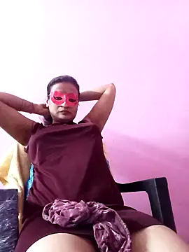 Snapshot of Gullapi chatting on 11/29/25, 07:58 Gullapi online show from 11/29/25, 07:58