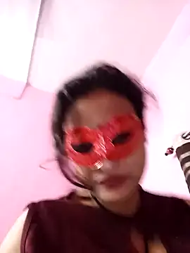 Snapshot of Gullapi chatting on 11/09/25, 08:18 Gullapi online show from 11/09/25, 08:18