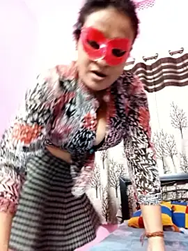 Snapshot of Gullapi chatting on 11/21/25, 05:17 Gullapi online show from 11/21/25, 05:17