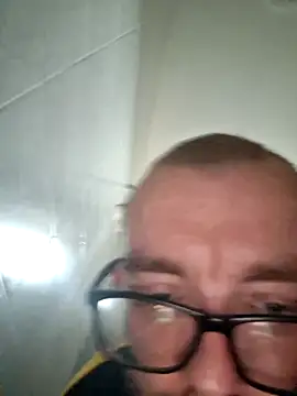 948197 online show from 12/05/25, 12:15