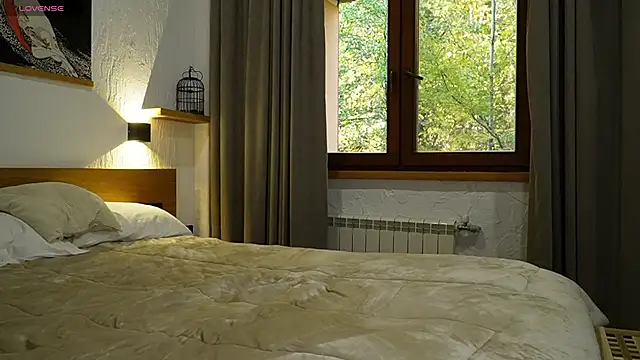 KaeliaScorch online show from 11/03/25, 01:04