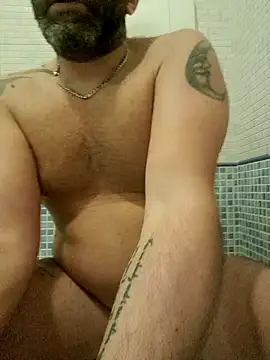 gigilola84 online show from 10/23/25, 02:43
