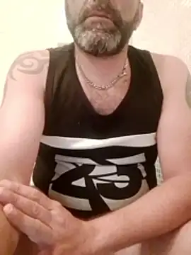 Snapshot of gigilola84 chatting on 06/17/26, 03:17 gigilola84 online show from 06/17/26, 03:17