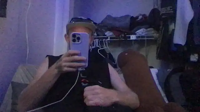 Snapshot of BawledTimeout chatting on 10/10/25, 01:39 BawledTimeout online show from 10/10/25, 01:39