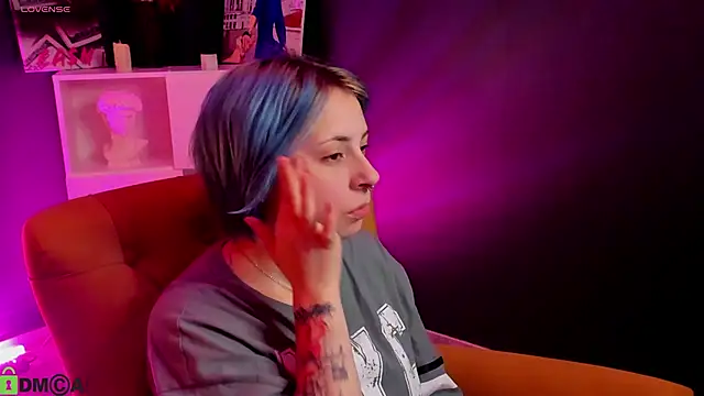 Penny Stanley online show from 10/03/25, 02:26