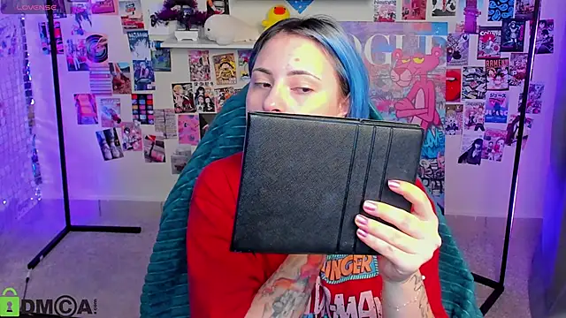 Penny Stanley online show from 11/20/25, 02:34