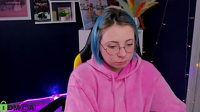 Penny Stanley online show from 10/24/25, 01:59