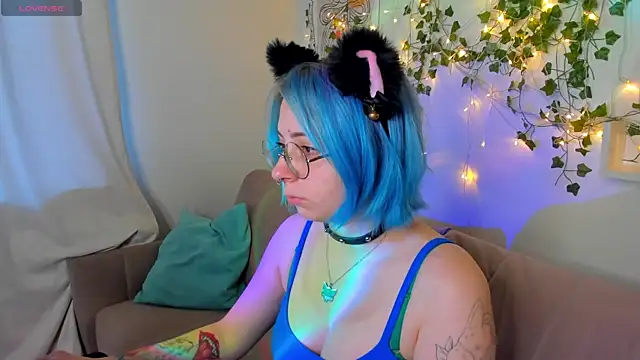 Penny Stanley online show from 09/12/25, 02:44