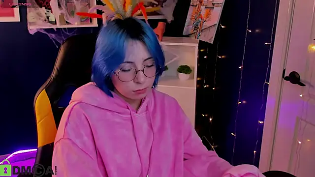 Penny Stanley online show from 10/30/25, 01:37