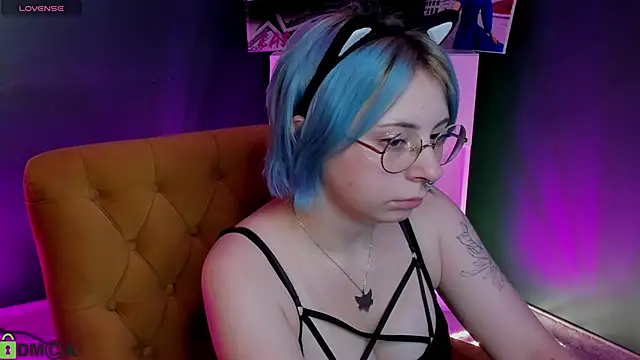 Penny Stanley online show from 10/04/25, 02:02