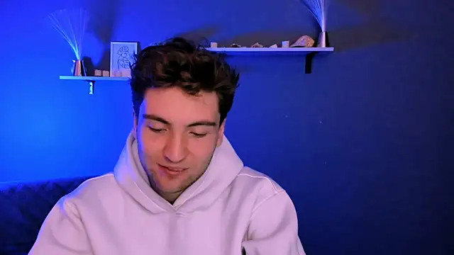 Snapshot of joseph_bear_ chatting on 12/18/25, 07:50 joseph bear online show from 12/18/25, 07:50