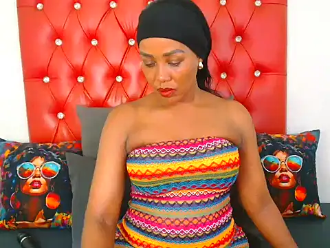 GaggingQueen32 online show from 10/22/25, 04:06