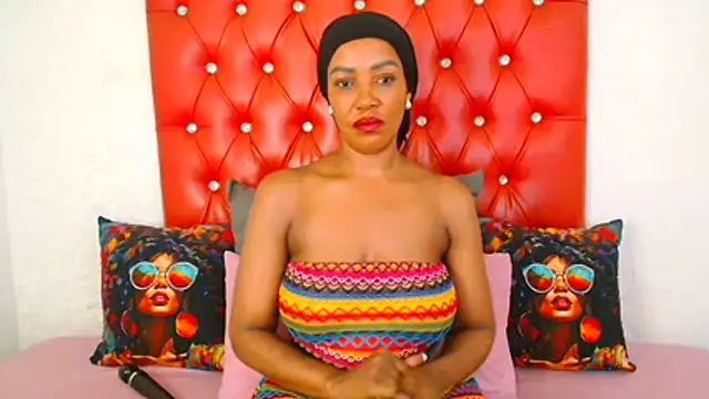 GaggingQueen32 online show from 11/22/25, 05:45