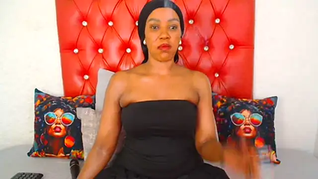 GaggingQueen32 online show from 11/13/25, 05:39