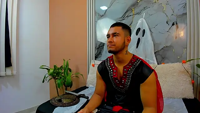  online show from 10/31/25, 11:18