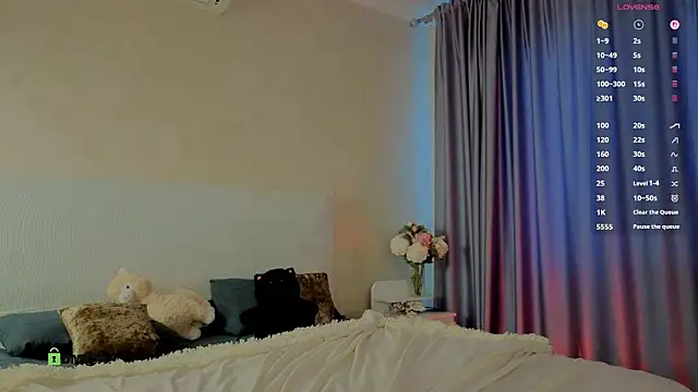  sophielov online show from 02/20/26, 06:26